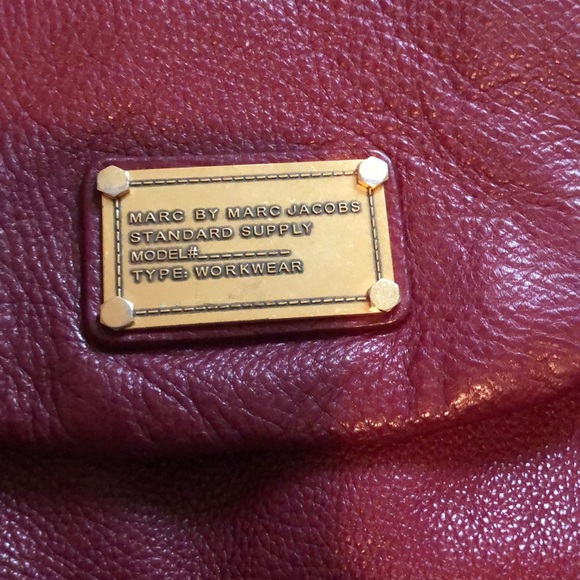 Marc Jacobs Burgundy Leather Backpack. - Picture 3 of 6
